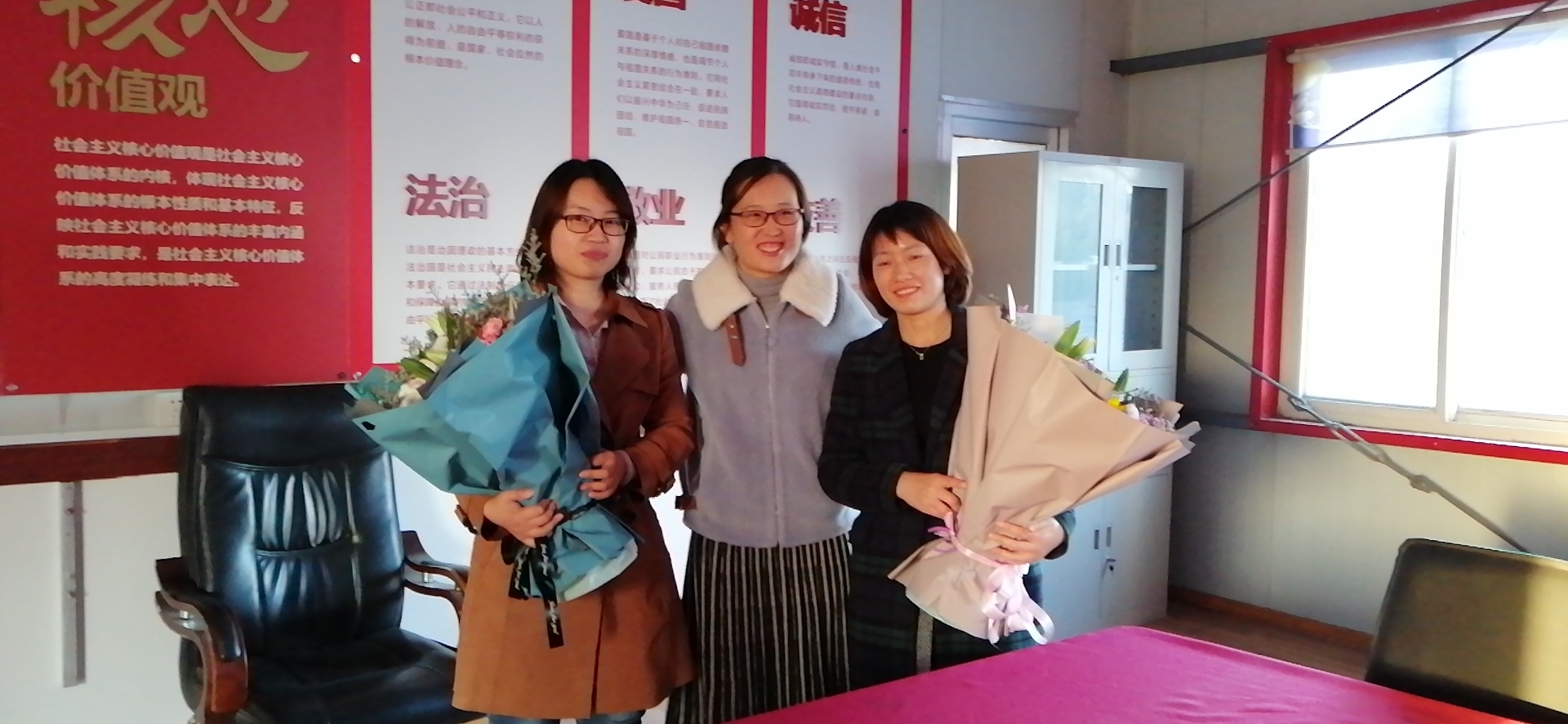 1577253011775177.jpg c40e279460371a556690eff954d415a.jpg