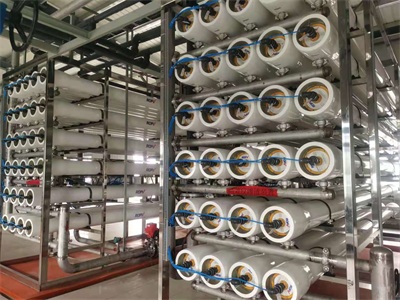 反滲透設(shè)備停機(jī)使用時(shí)的注意事項(xiàng)及日常維護(hù)方法 反滲透設(shè)備停機(jī)使用時(shí)的注意事項(xiàng)及日常維護(hù)方法